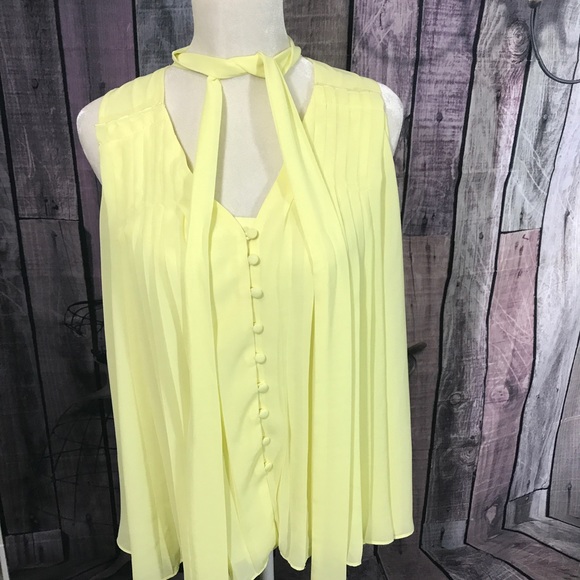 MM Couture Blouse - Picture 5 of 9